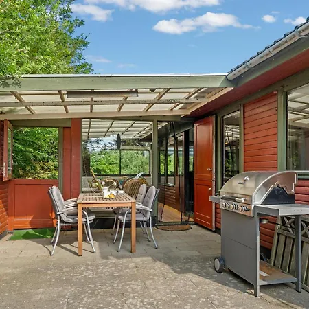 Beautiful In With Kitchen