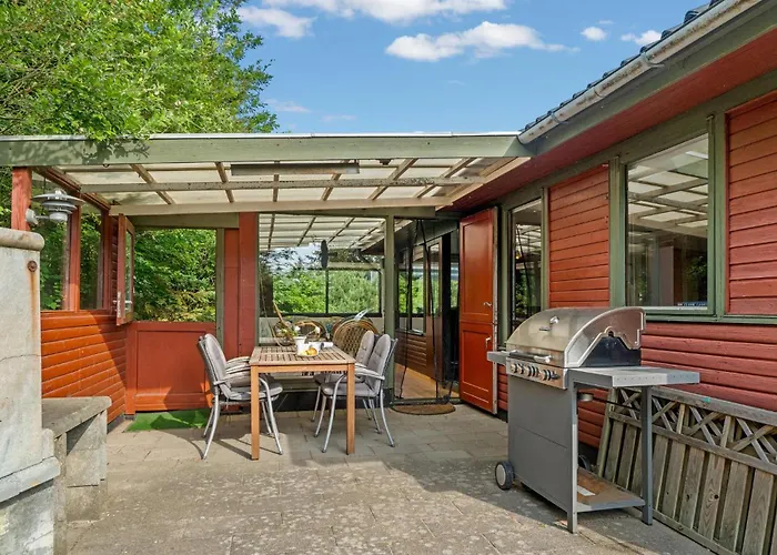 Beautiful In With Kitchen